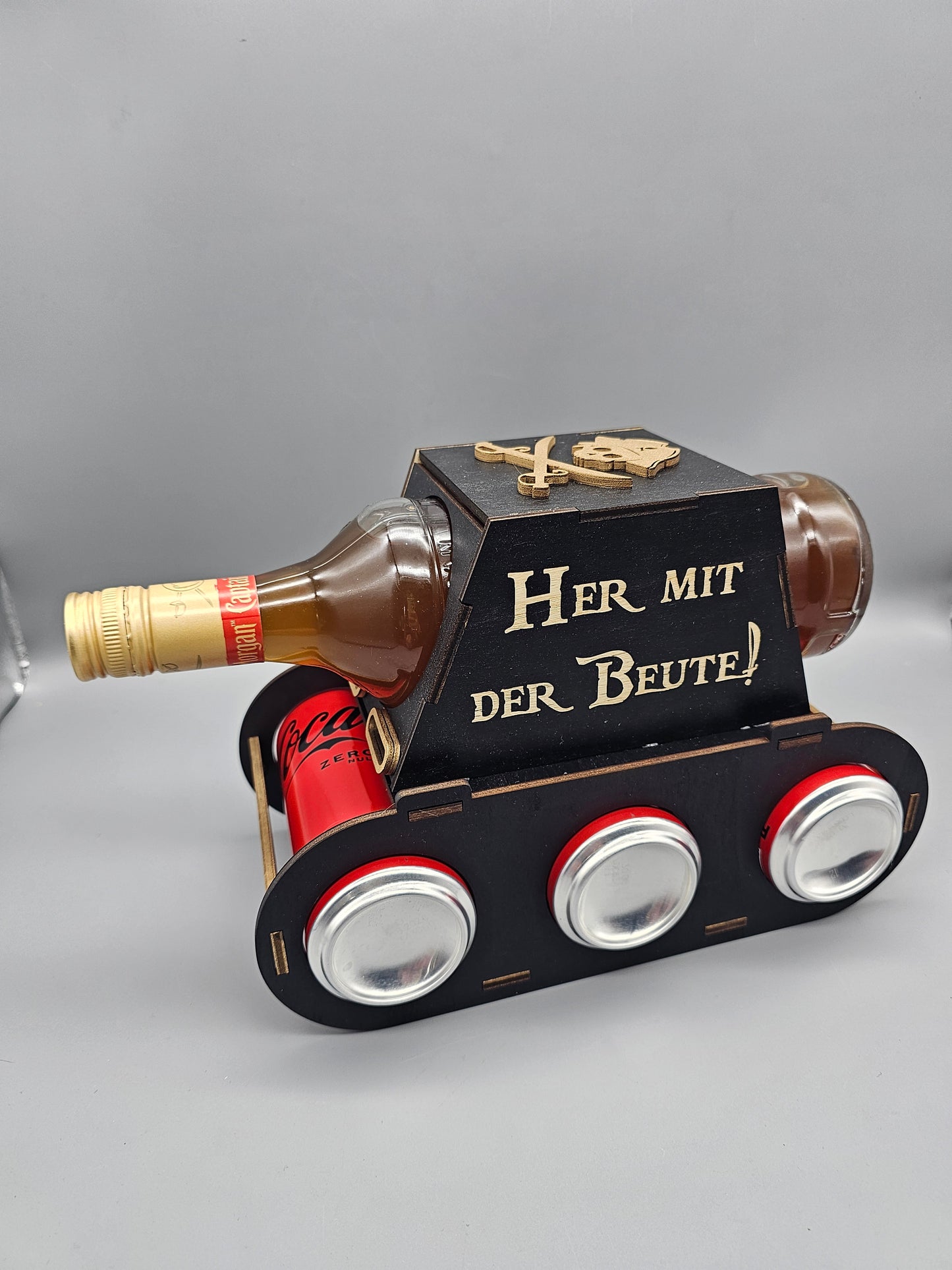 Captain-Morgan Panzer – Geschenk für Männer zum Vatertag & Geburtstag mit Wunschgravur