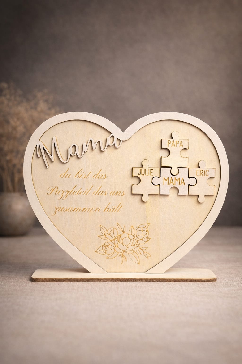 Holzherz für Mama – Personalisiertes Familienherz-Puzzle mit Namen
