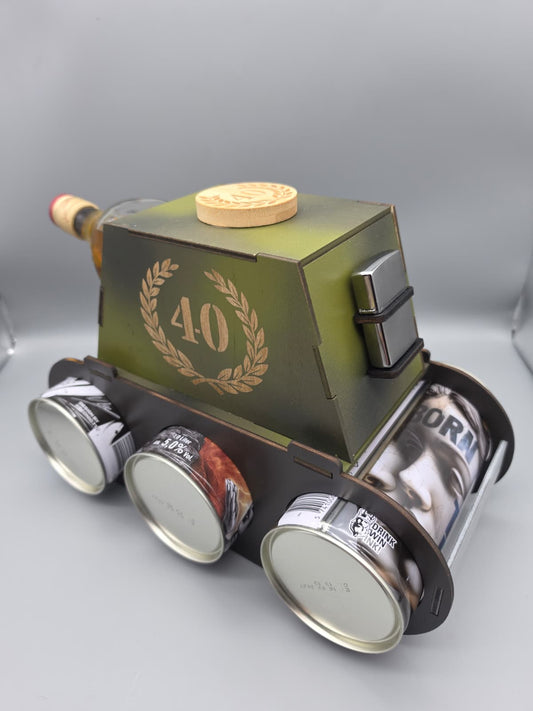 XXL Bierpanzer! | Männergeschenk mit Flaschenöffner inkl. Wunschgravuren - Für Papa, Opa und Freunde zum Geburtstag oder Vatertag!