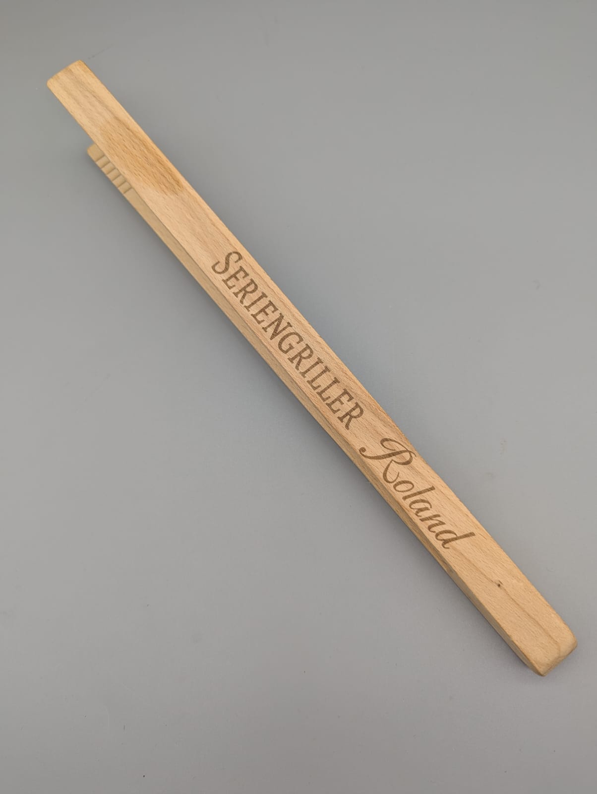 Personalisierte XL Holz Grillzange, personalisiertes Geschenk zum Geburtstag, Vatertag, Grillmeister, bester Papa