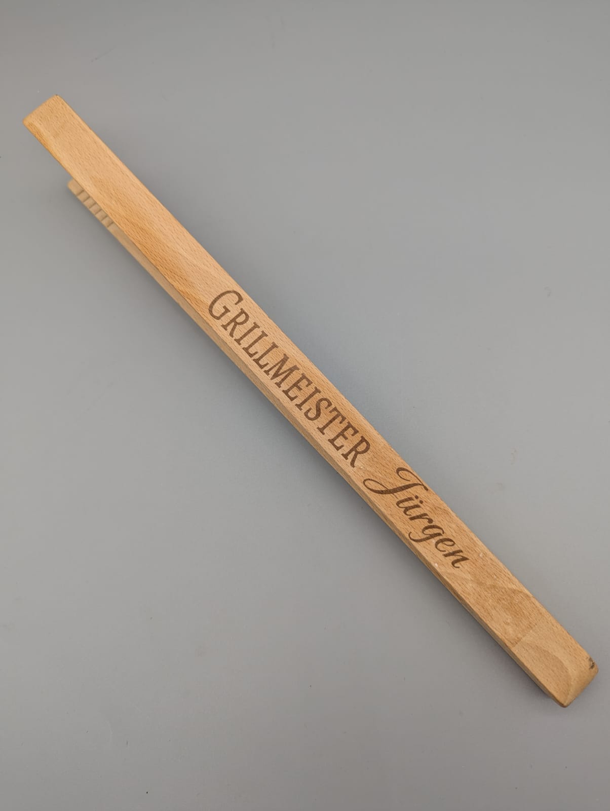 Personalisierte XL Holz Grillzange, personalisiertes Geschenk zum Geburtstag, Vatertag, Grillmeister, bester Papa