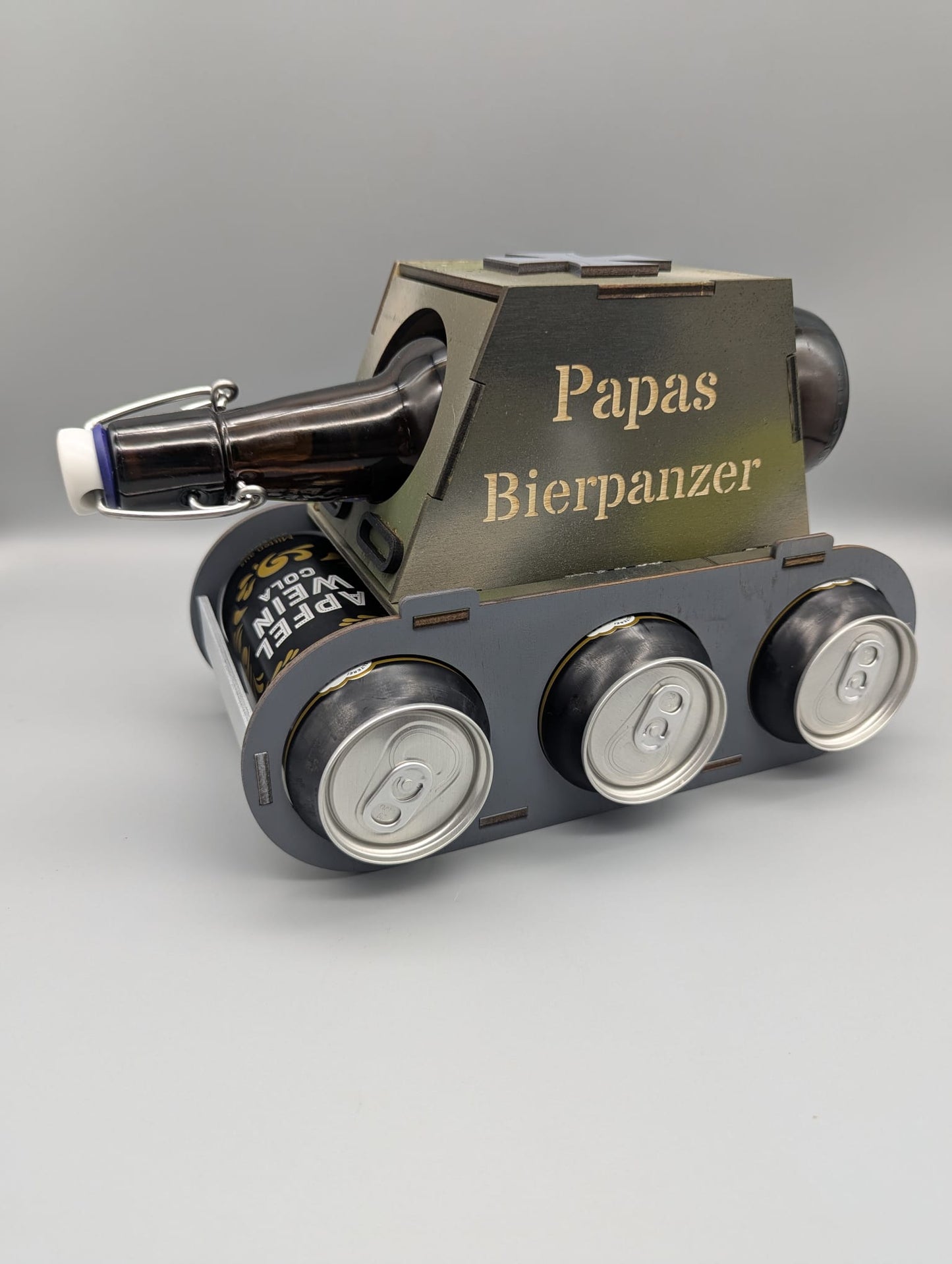 Captain-Morgan Panzer – Geschenk für Männer zum Vatertag & Geburtstag mit Wunschgravur