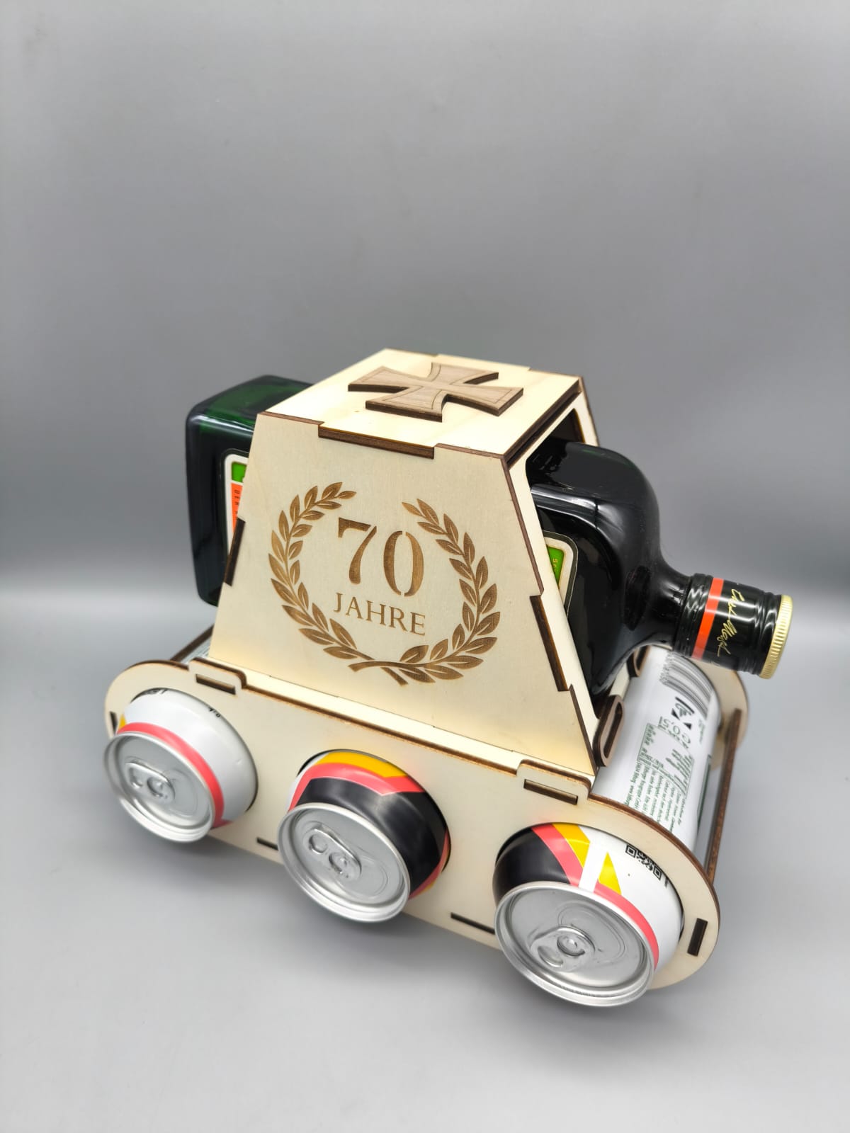 Jägerpanzer – Geschenk für Männer zum Vatertag & Geburtstag mit Wunschgravur