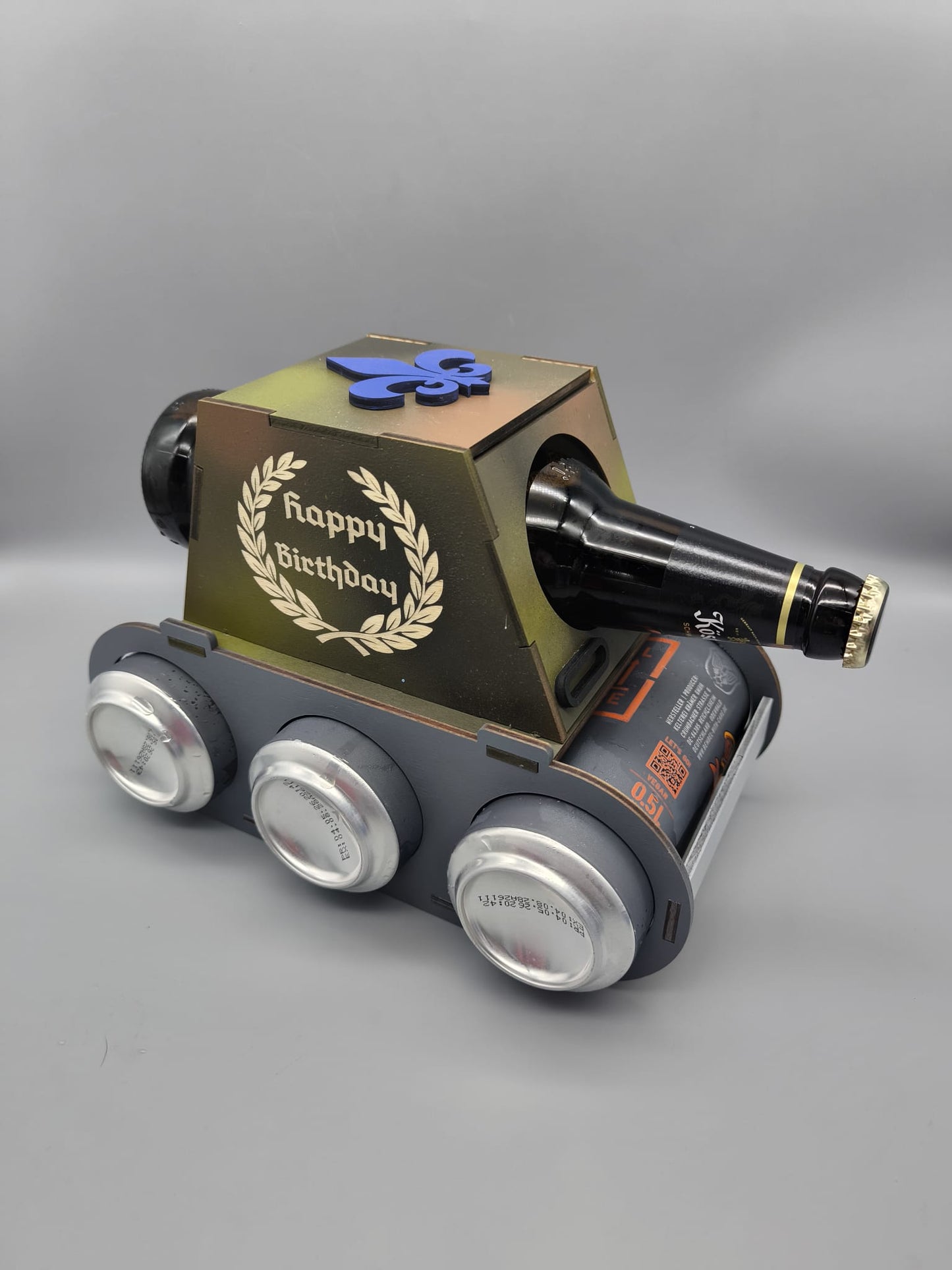 Bierpanzer – Geschenk für Männer zum Vatertag & Geburtstag mit Wunschgravur